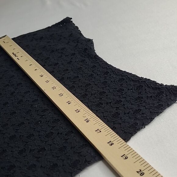 Pinky sz L black cropped lace pullover top - Picture 4 of 8